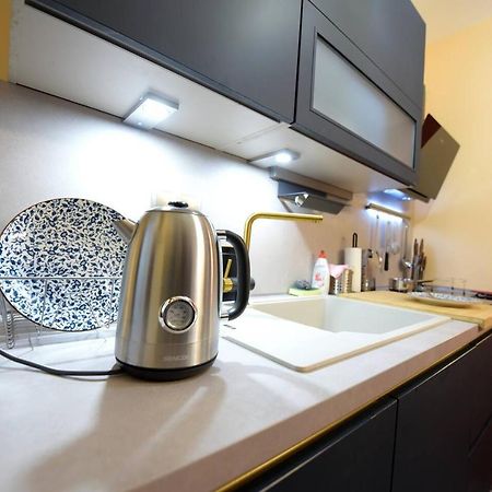 Amalfi Luxury Apartment Komotiní Luaran gambar