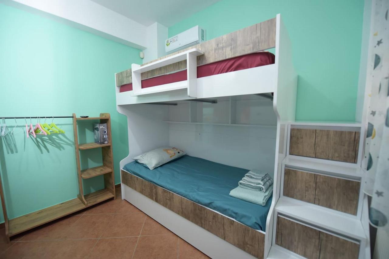 Amalfi Luxury Apartment Komotiní Luaran gambar