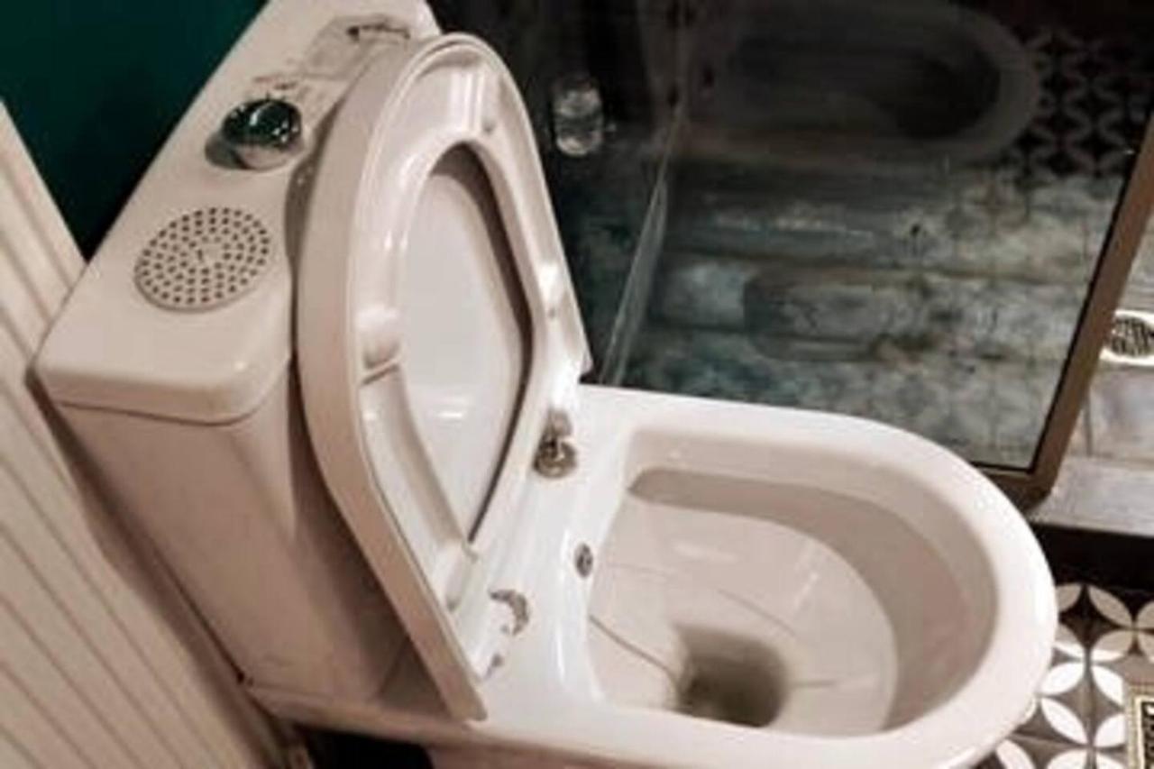 Amalfi Luxury Apartment Komotiní Luaran gambar