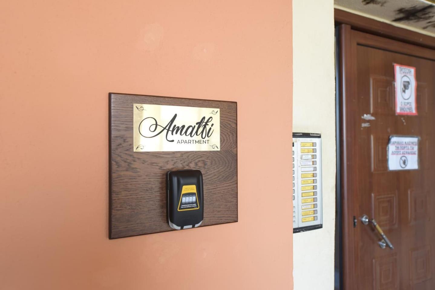Amalfi Luxury Apartment Komotiní Luaran gambar